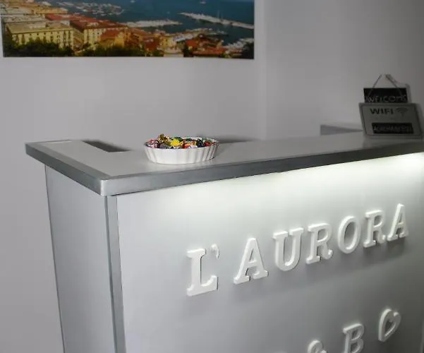 L'aurora 4* Nápoles