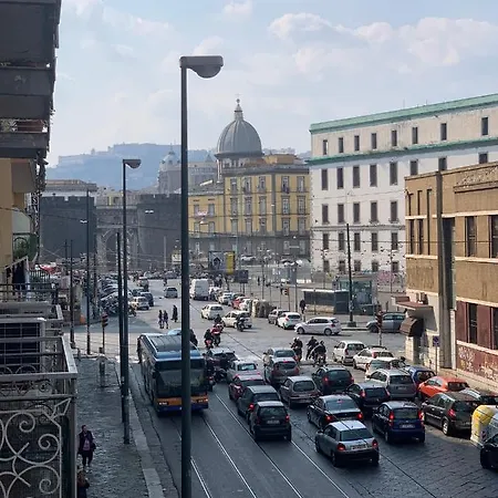 לינה וארוחת בוקר L'aurora 4*