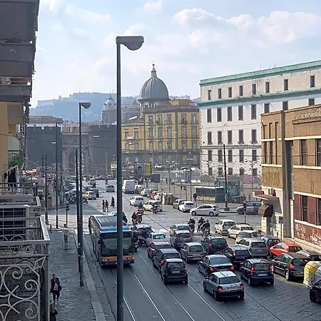 Oda ve Kahvaltı L'aurora Napoli