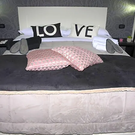 L'aurora Bed and Breakfast Νάπολη